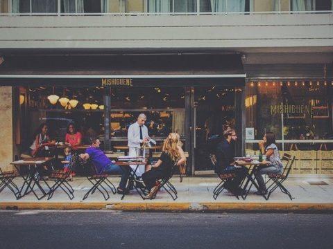 Nach 49 Jahren wird aus „Elvis“ wieder Elvis